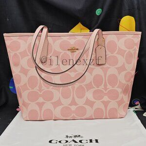 Coach City Tote Bag In Signature Canvas in powder pink color